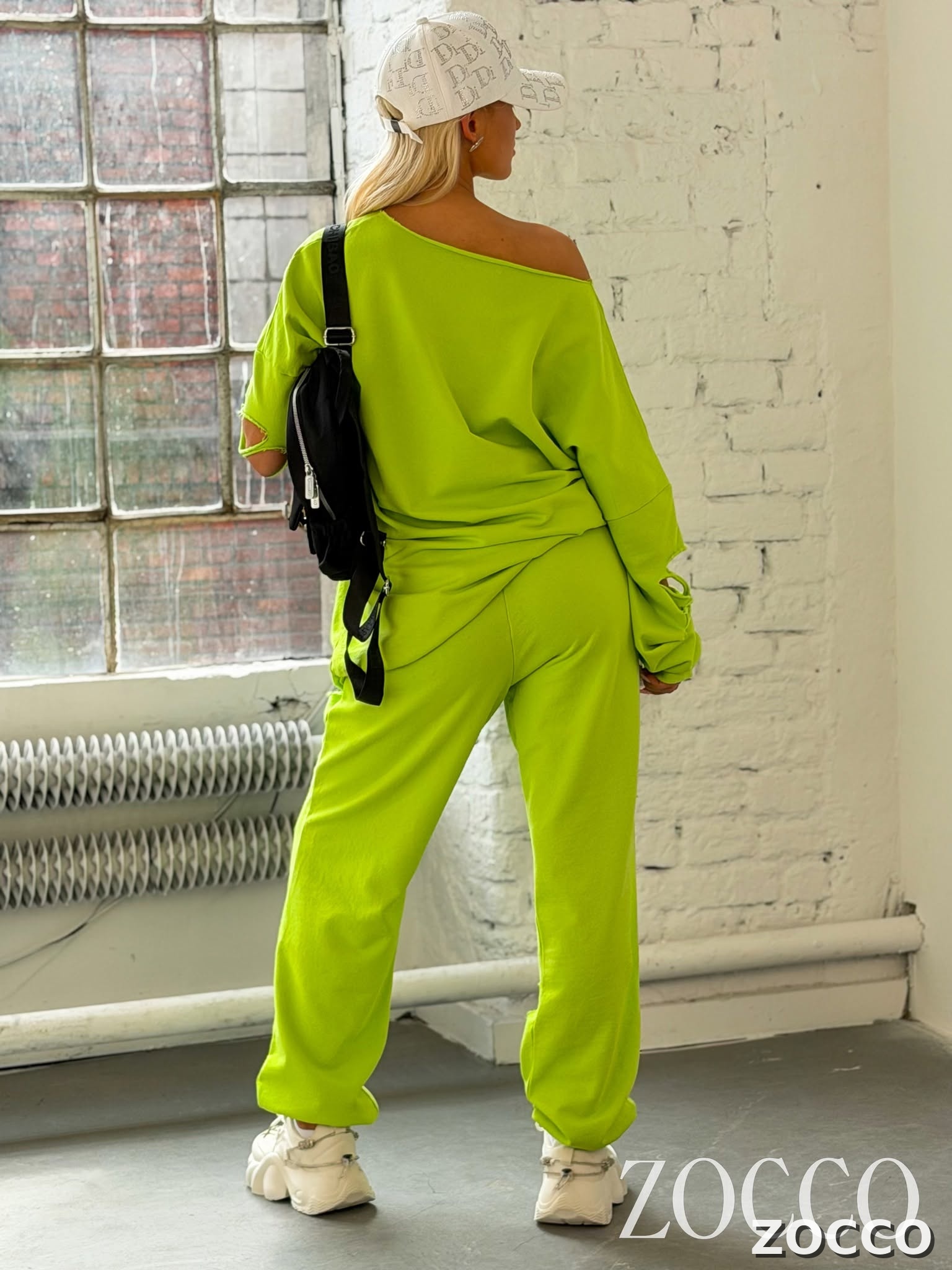 DRES POSZARPANY